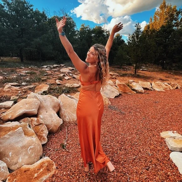 strapless open back dress Orange Long Sleeve V-Neck Patterned Sequin Prom Dress